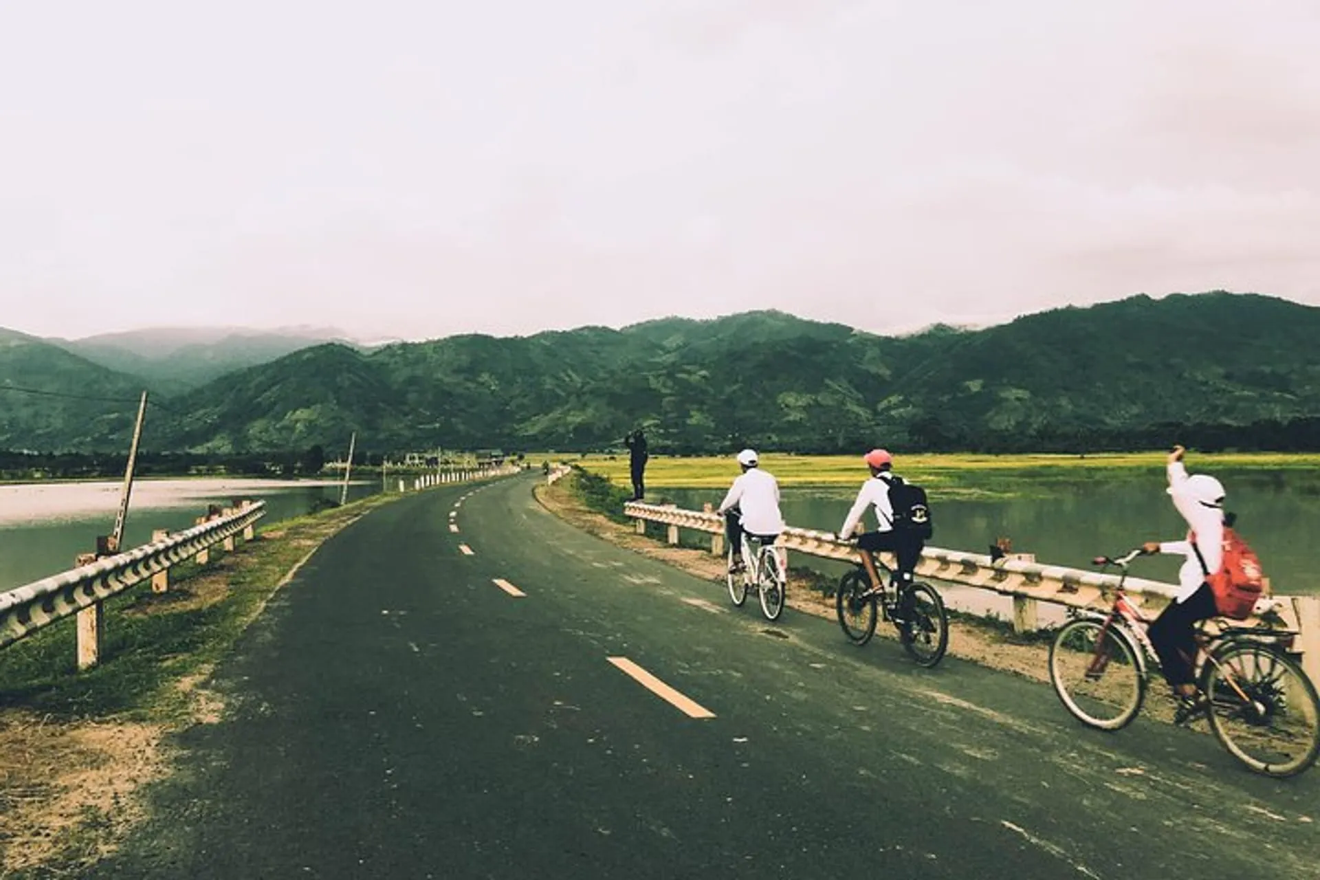 Dalat to Nha Trang Cycling Tour via Lak Lake 2 Days